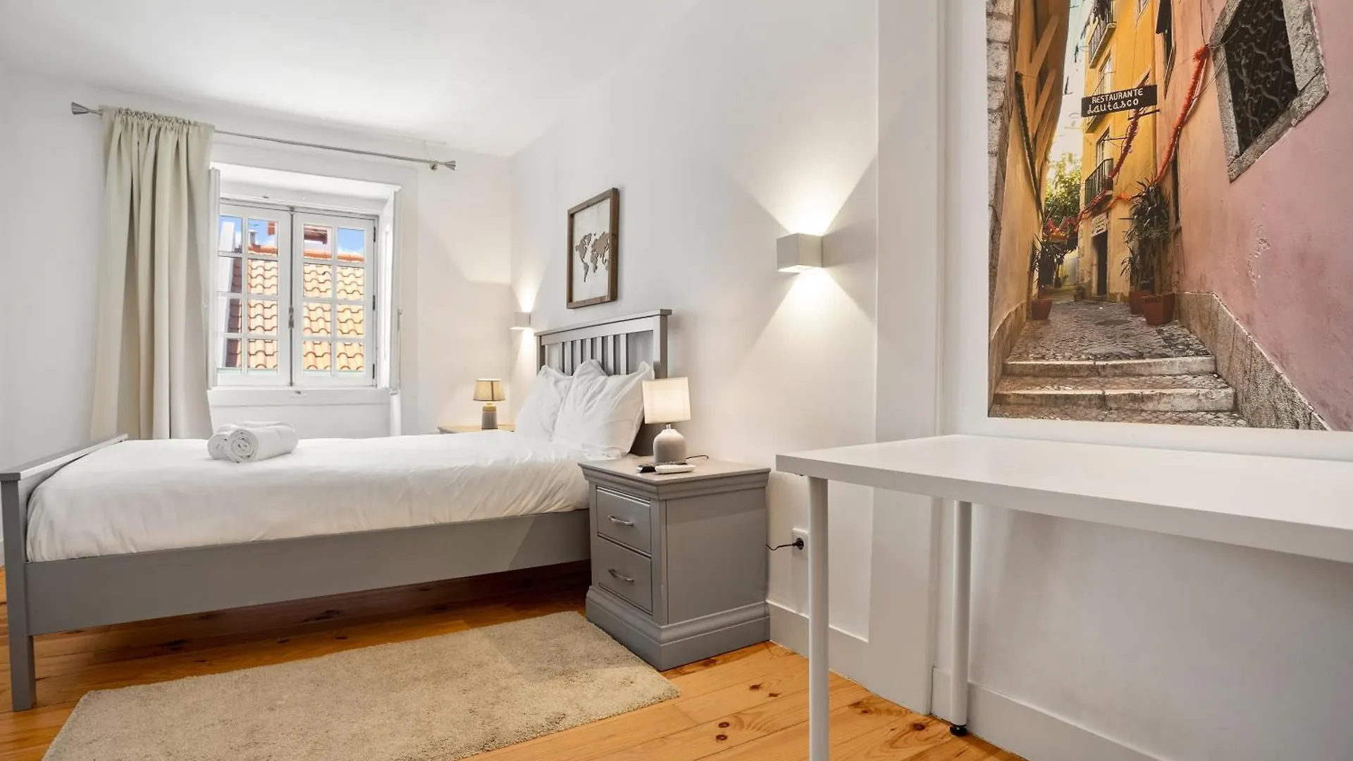 Spacious & Luxurious Penthouse In The Heart Of Lisboa
