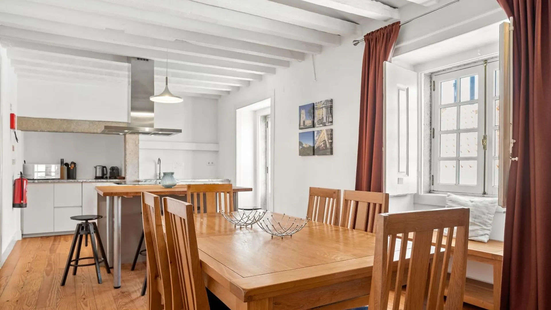 Spacious & Luxurious Penthouse In The Heart Of Lisboa 0*,  Portugalsko